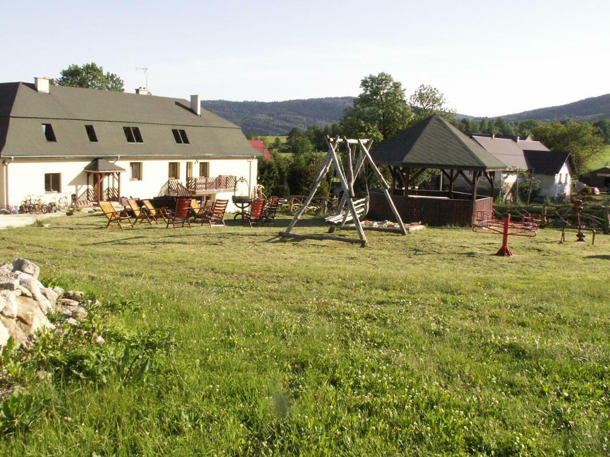Agroturystyka Leszczynowy Dworek Ponikwa  Dış mekan fotoğraf