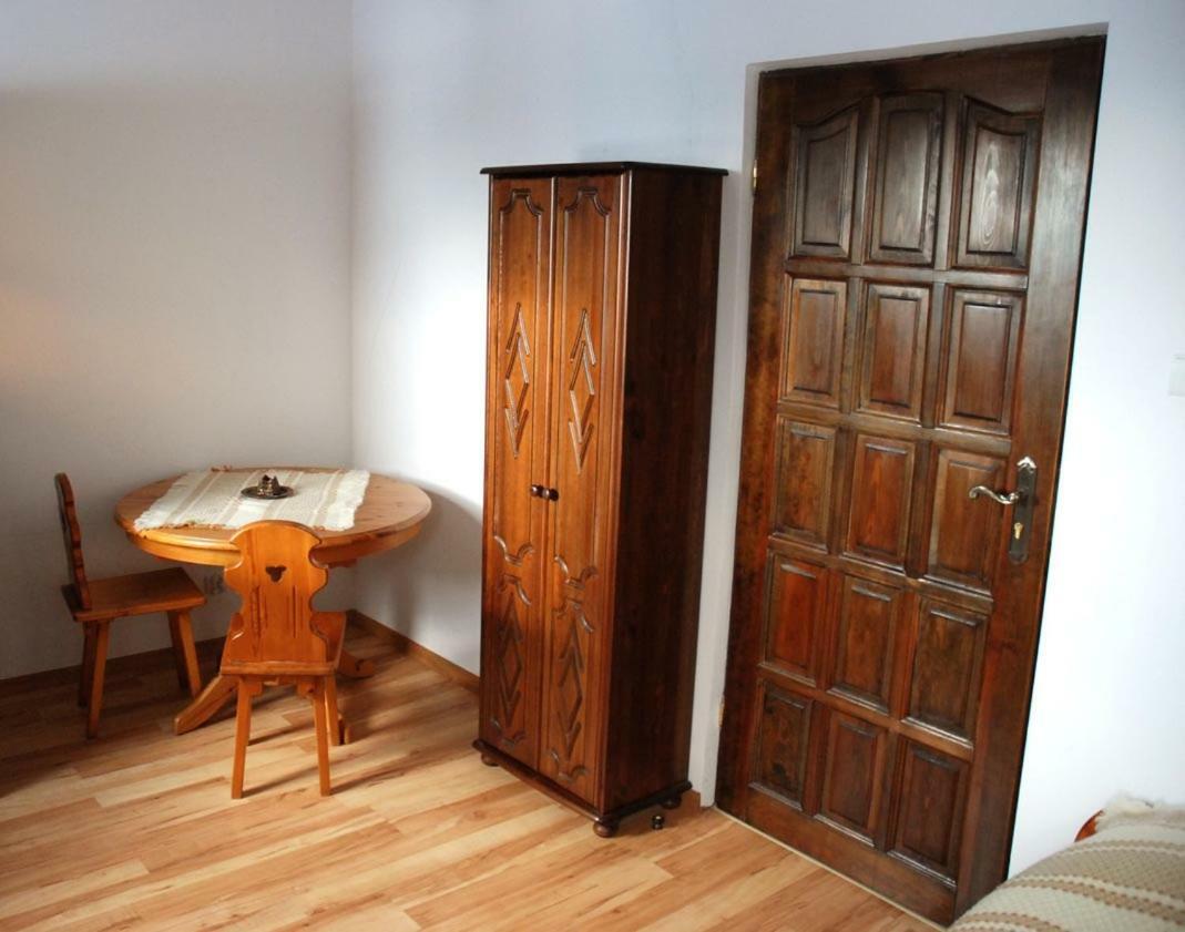 Agroturystyka Leszczynowy Dworek Ponikwa  Dış mekan fotoğraf